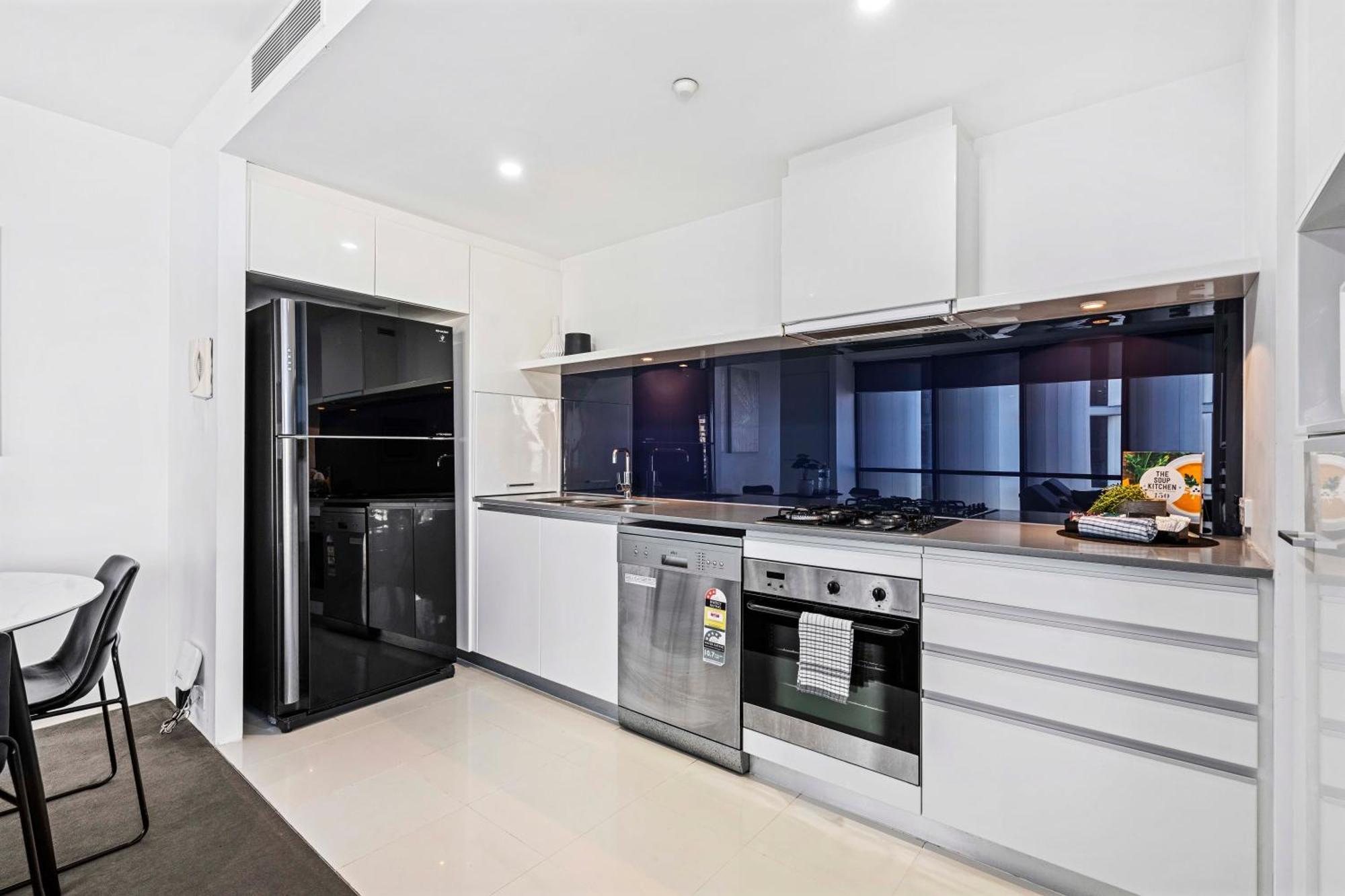 Ocean View Apartments With Balcony - Circle On Cavill - Central Location! - Self Contained & Privately Managed Gold Coast Esterno foto
