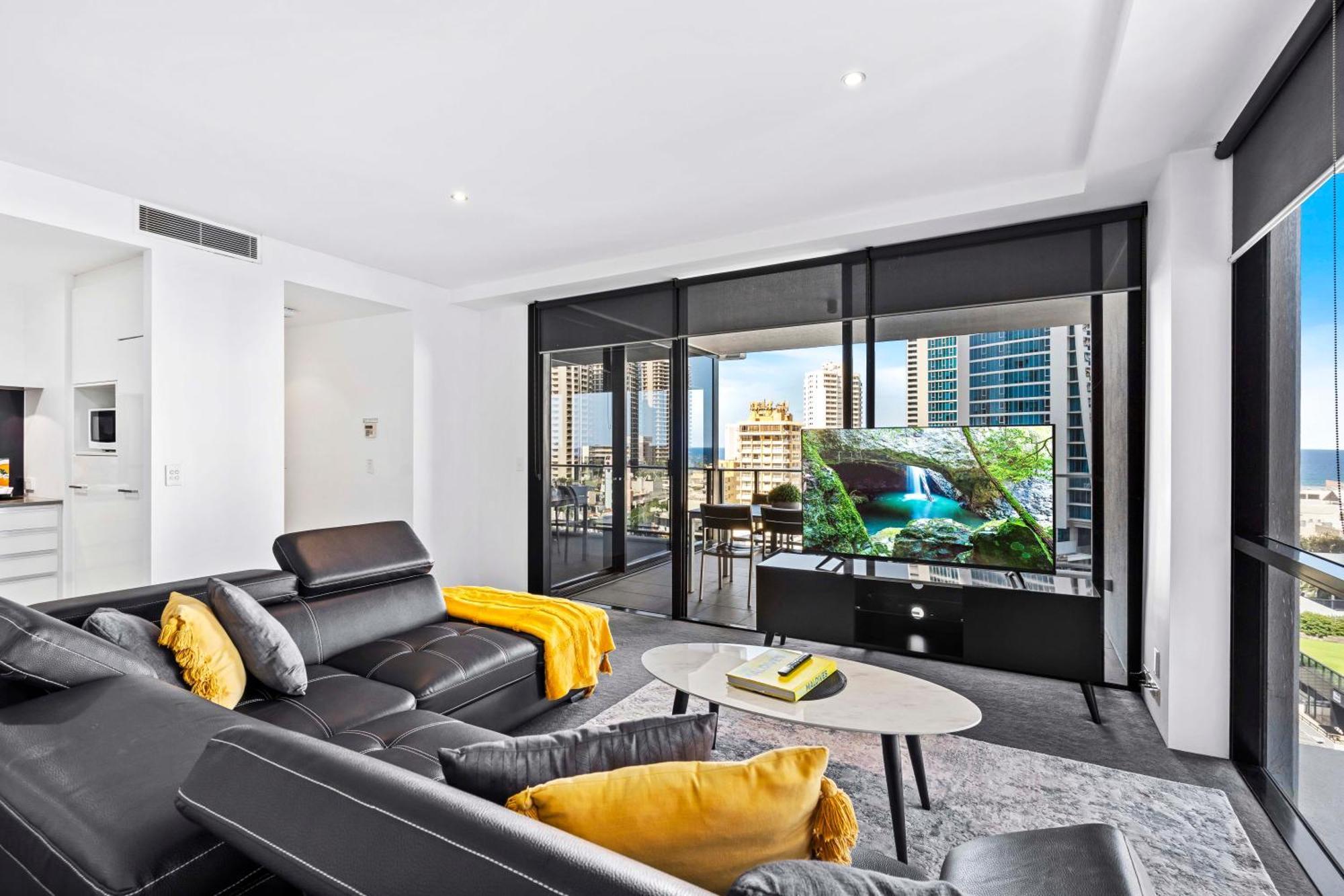 Ocean View Apartments With Balcony - Circle On Cavill - Central Location! - Self Contained & Privately Managed Gold Coast Esterno foto