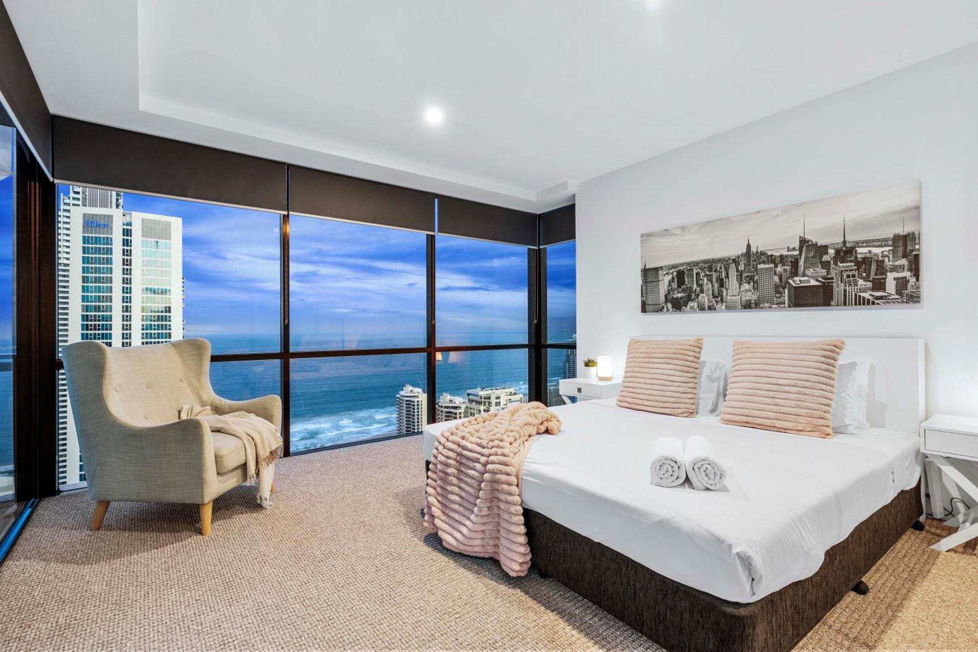 Ocean View Apartments With Balcony - Circle On Cavill - Central Location! - Self Contained & Privately Managed Gold Coast Esterno foto