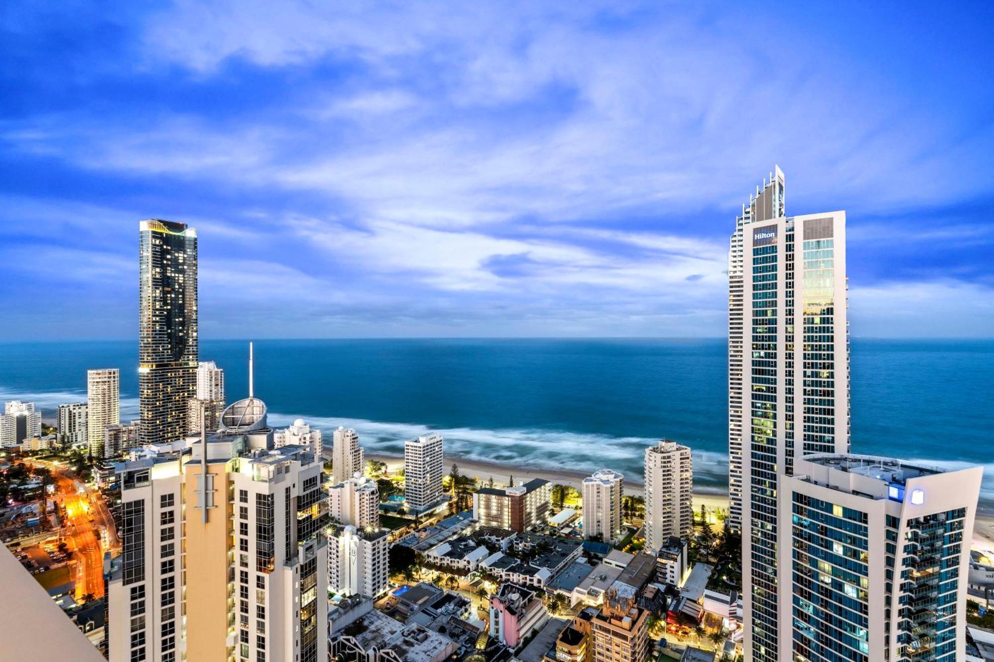 Ocean View Apartments With Balcony - Circle On Cavill - Central Location! - Self Contained & Privately Managed Gold Coast Esterno foto