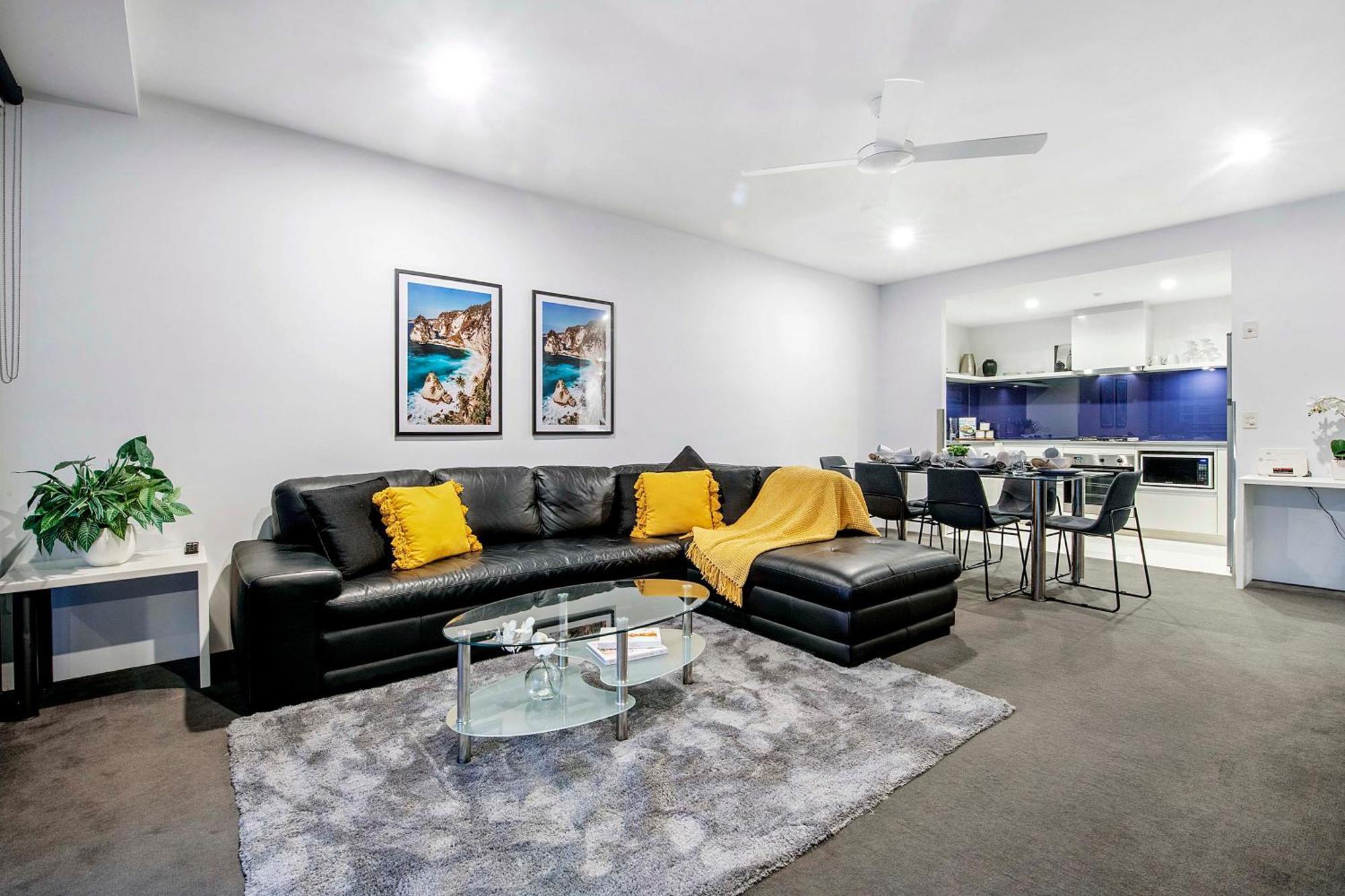 Ocean View Apartments With Balcony - Circle On Cavill - Central Location! - Self Contained & Privately Managed Gold Coast Esterno foto