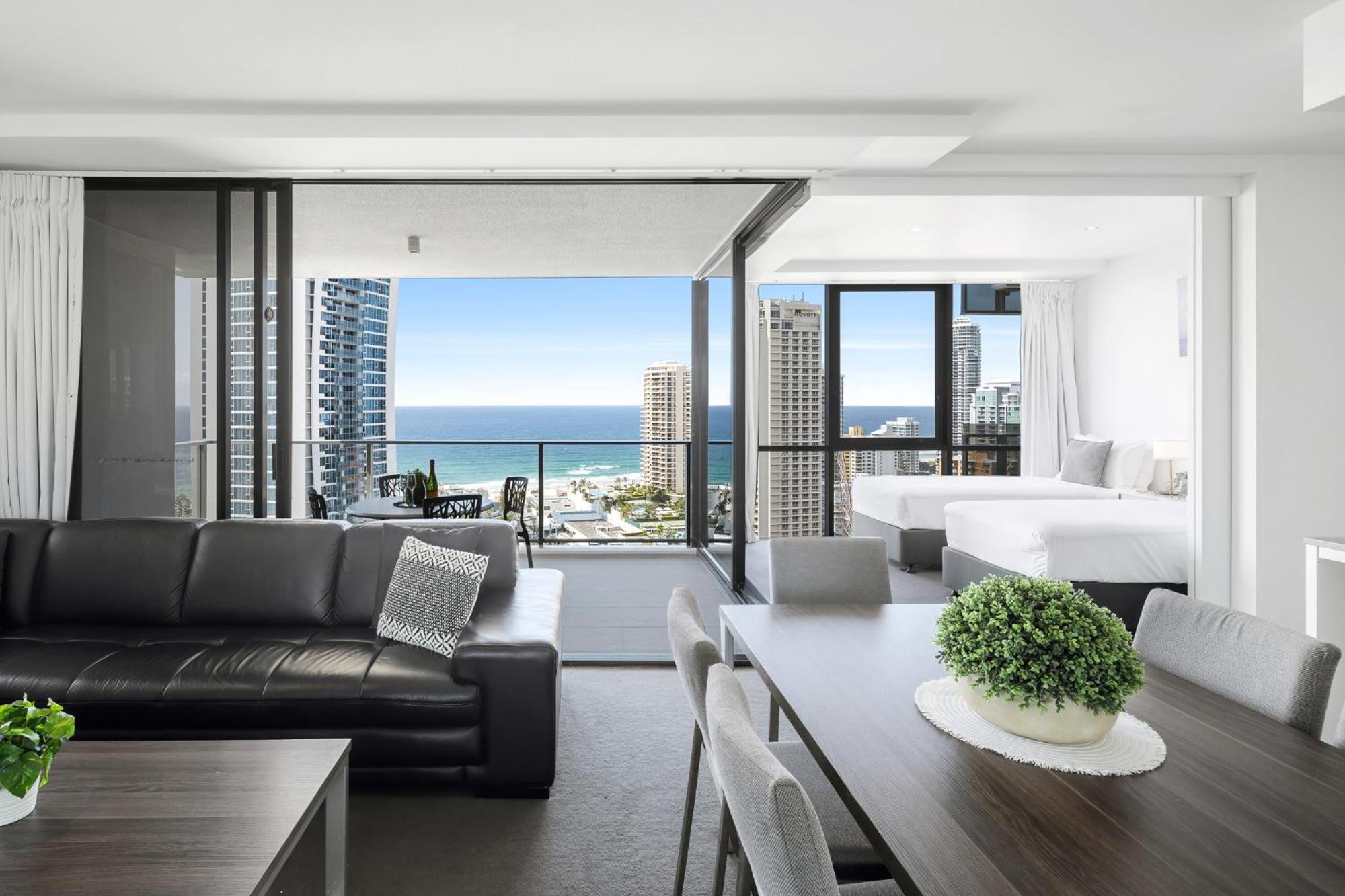 Ocean View Apartments With Balcony - Circle On Cavill - Central Location! - Self Contained & Privately Managed Gold Coast Esterno foto