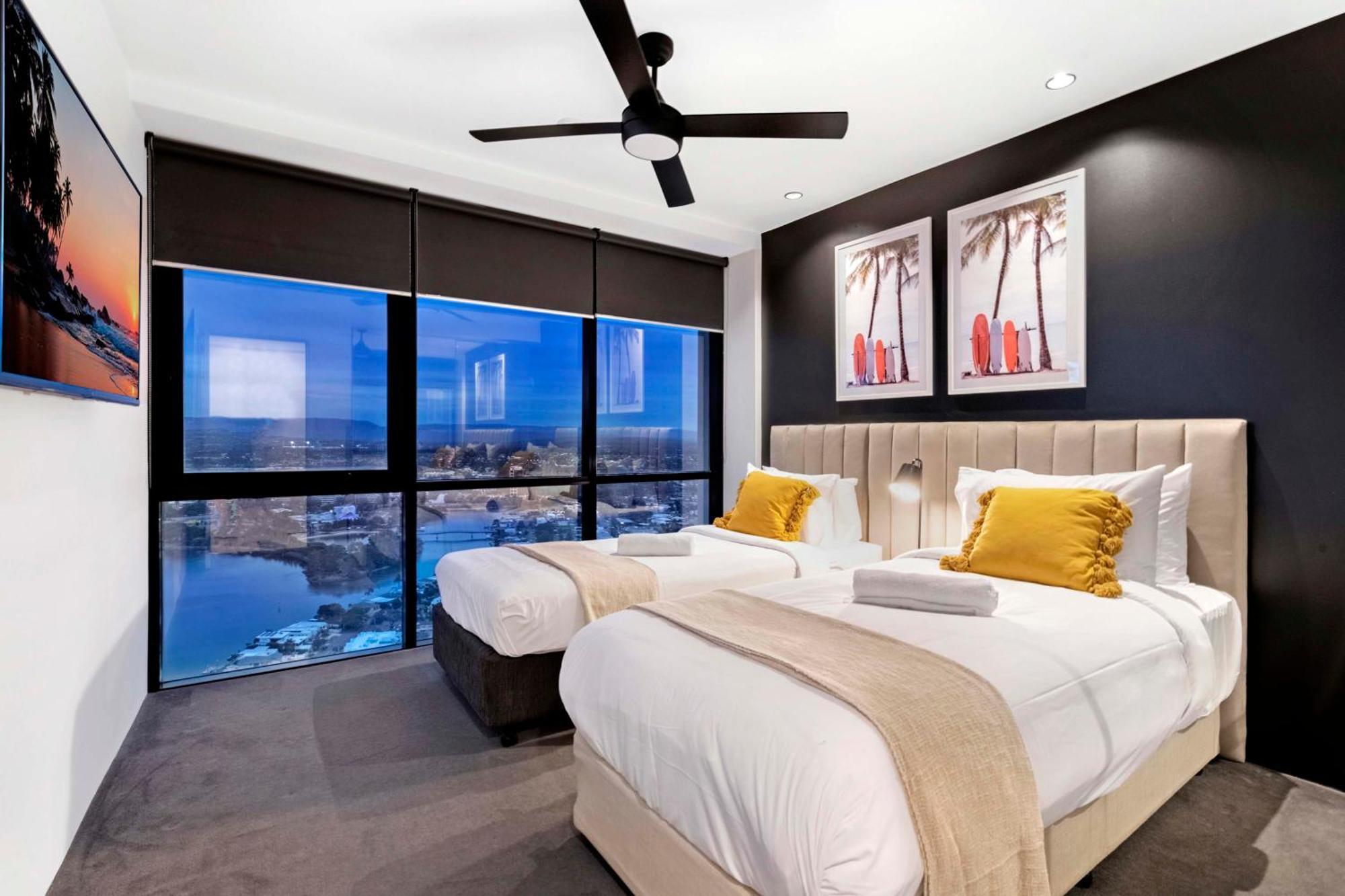 Ocean View Apartments With Balcony - Circle On Cavill - Central Location! - Self Contained & Privately Managed Gold Coast Esterno foto