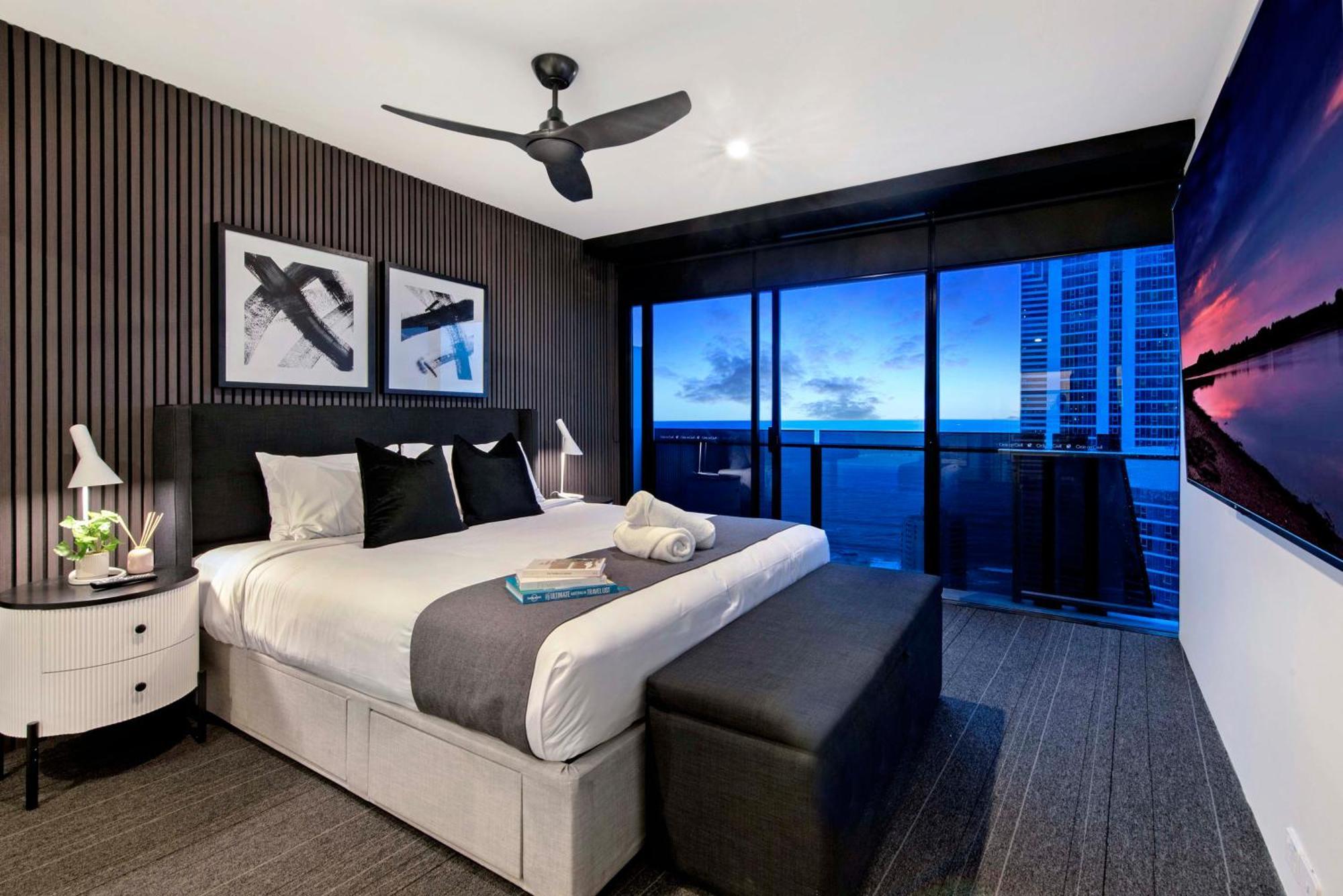 Ocean View Apartments With Balcony - Circle On Cavill - Central Location! - Self Contained & Privately Managed Gold Coast Esterno foto