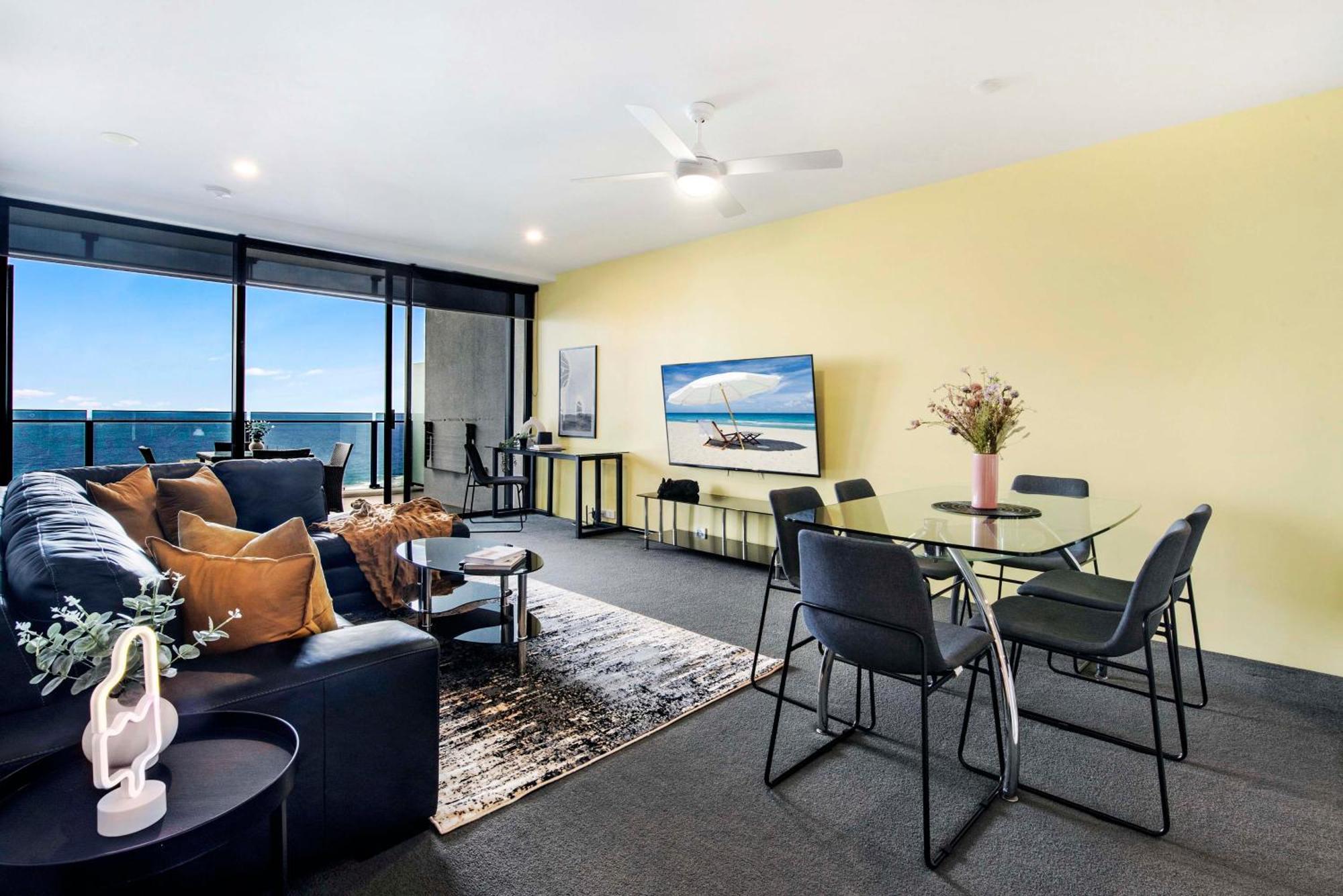 Ocean View Apartments With Balcony - Circle On Cavill - Central Location! - Self Contained & Privately Managed Gold Coast Esterno foto